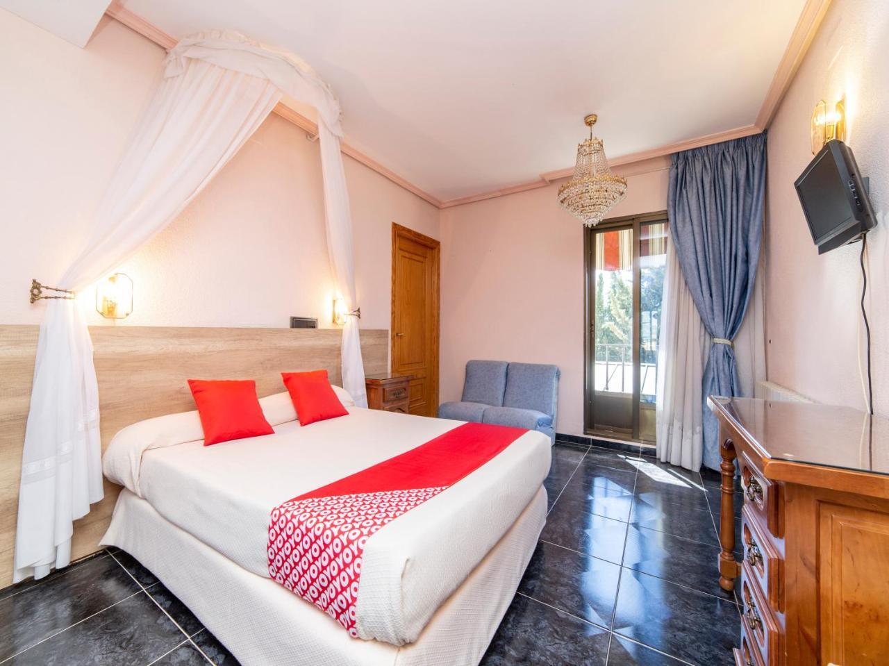 Hotel El Prado By Vivere Stays Carrascosa del Campo Kültér fotó