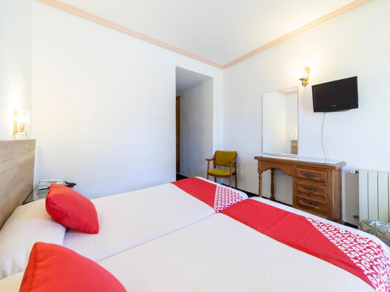 Hotel El Prado By Vivere Stays Carrascosa del Campo Kültér fotó