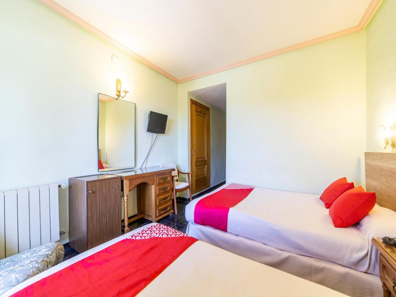 Hotel El Prado By Vivere Stays Carrascosa del Campo Kültér fotó